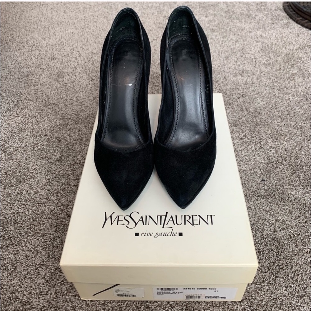 Excellent condition ,100% authentic!!